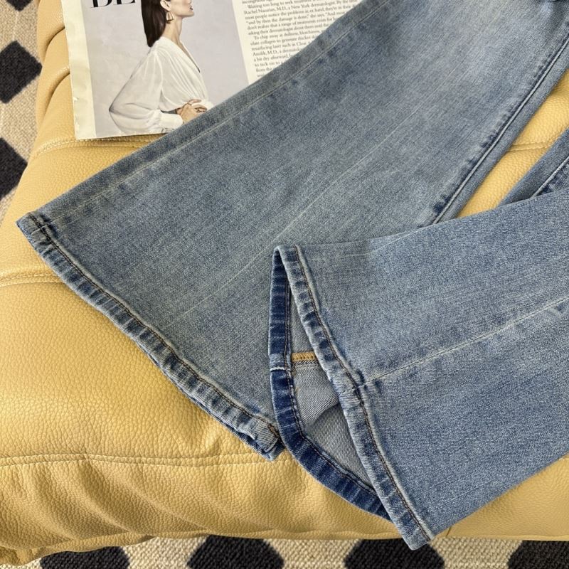 Chanel Jeans